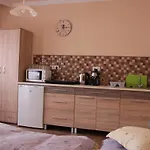 Imola Es Andrea Apartmanhaz 2 Lejlighed *