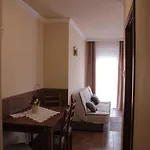Imola Es Andrea Apartmanhaz 2 Lejlighed *